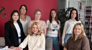 Команда міжнародних фінансистів та бухгалтерів